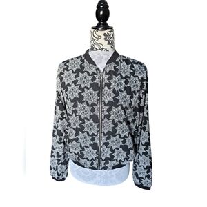 Maison Coupe Light Bomber Jacket Star Floral pattern black white